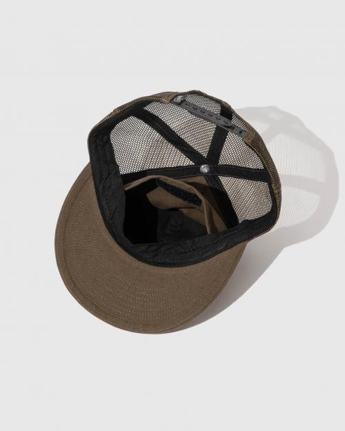 VERTICAL LOGO MESH CAP