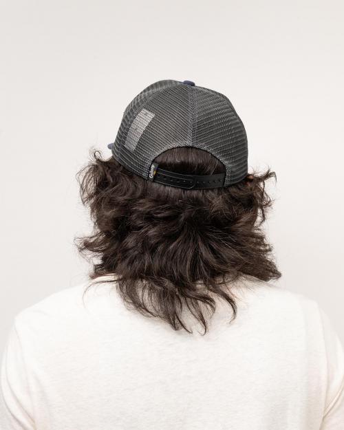 LISTEN TO MESH CAP