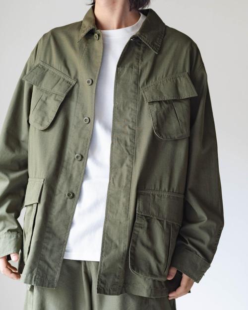 JUNGLE PEACE JACKET -SOLID