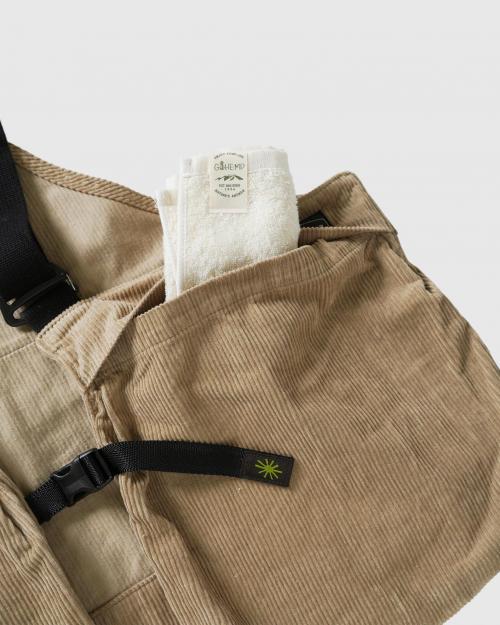 TRAVEL CARGO VEST