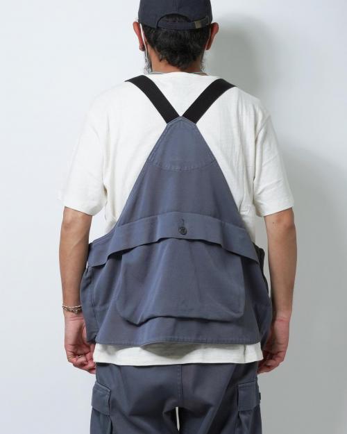 TRAVEL CARGO VEST