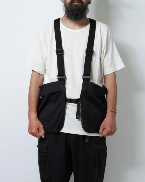 TRAVEL CARGO VEST