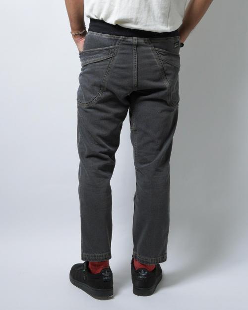 VENDOR ANKLE CUT PANTS