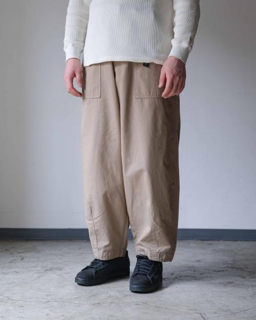 TRAVEL BALLOON PANTS