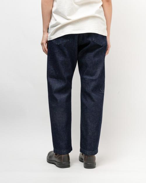 EASY STRAIGHT PANTS