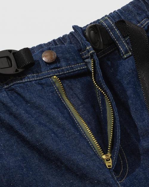 WIDE GENDER SHORTS