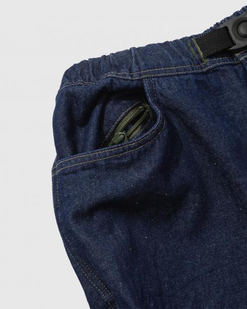 WIDE GENDER SHORTS