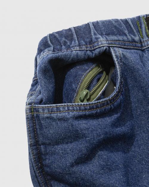 WIDE GENDER SHORTS
