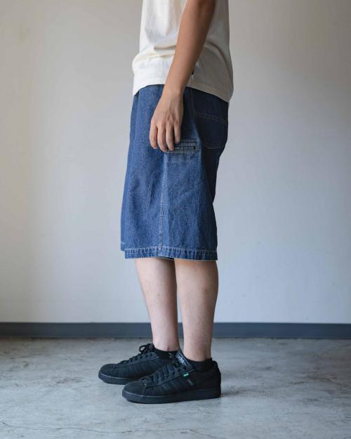 WIDE GENDER SHORTS