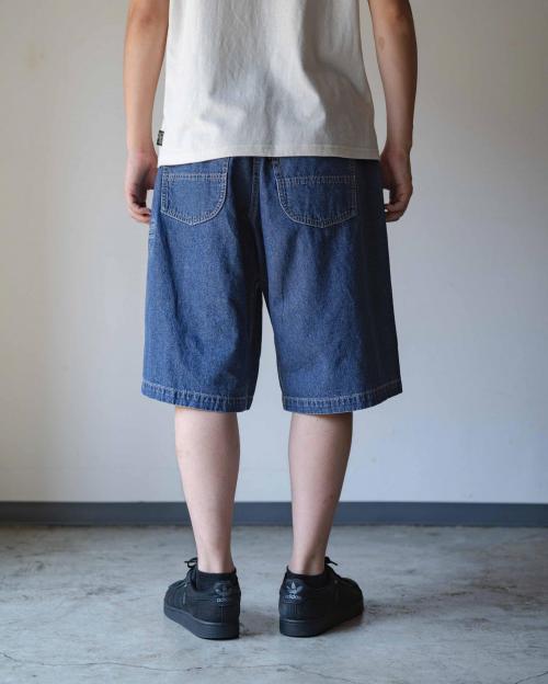 WIDE GENDER SHORTS