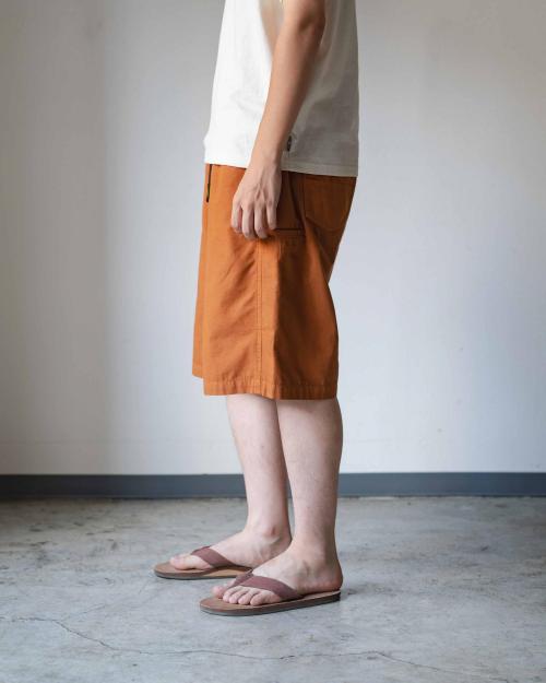 WIDE GENDER SHORTS
