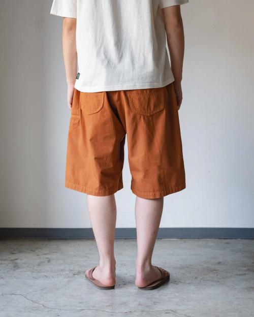WIDE GENDER SHORTS