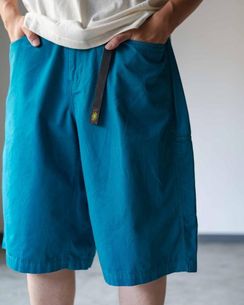WIDE GENDER SHORTS