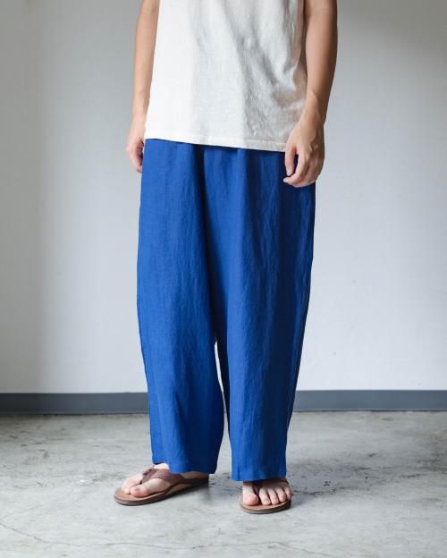 LOOSELY PANTS