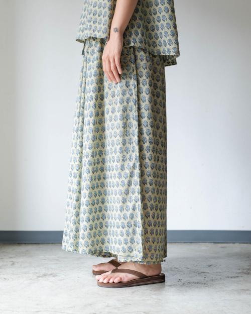 GATHERED WIDE PANTS