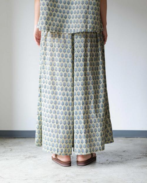 GATHERED WIDE PANTS