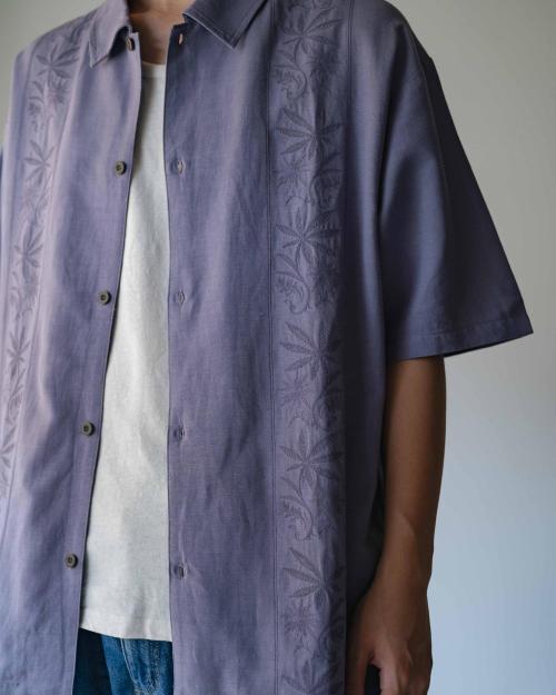 YURURI EMB SHIRTS