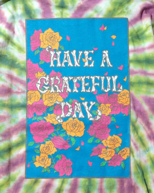 GRATEFUL DAY L/SL T-SHIRT (ROSE TIE DYE)