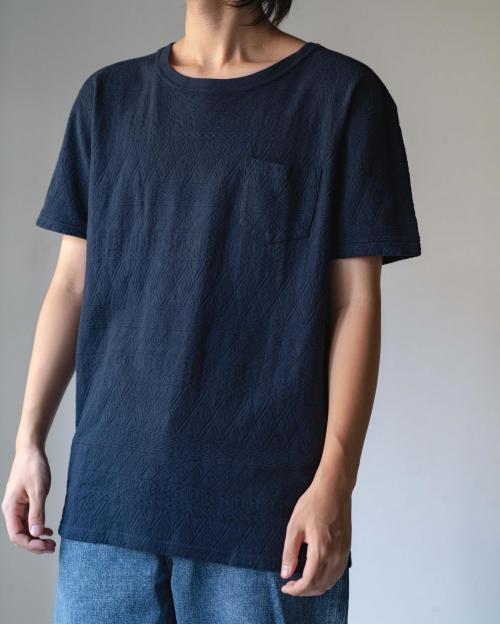 LOOSE S/SL TEE w/Pocket